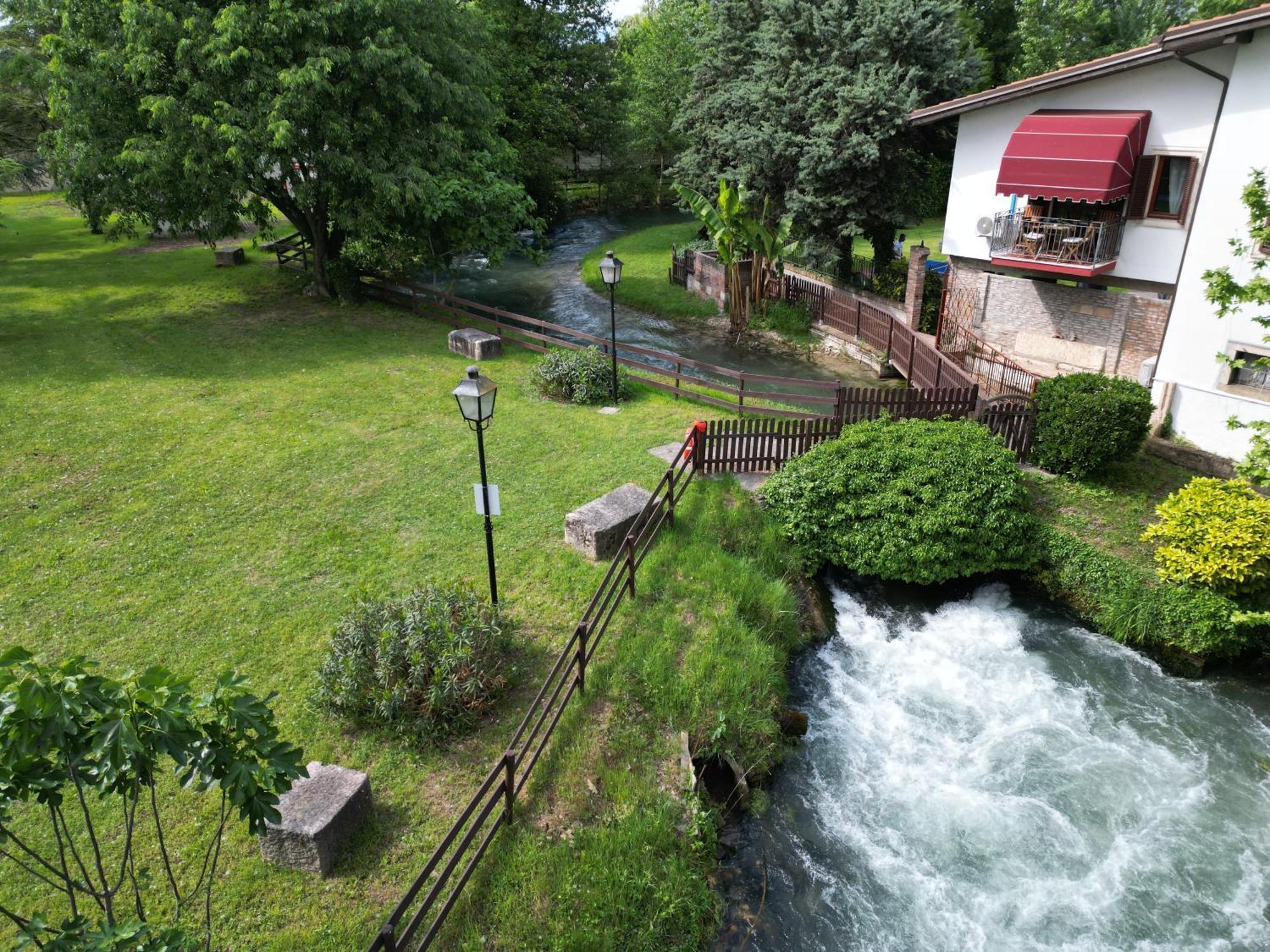 Villa Vitti'S - Verona Est Camping Сан-Мартіно-Буон-Альберґо Екстер'єр фото